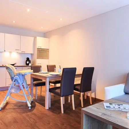 Apartment Sleeps 4 Wifi T425790